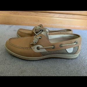 Women’s size 6 Sperry’s boat shoes